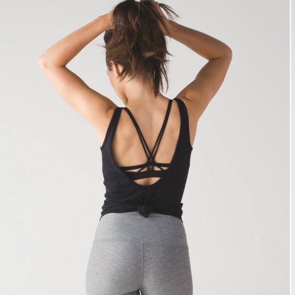 Lululemon Back At It Again Tank Tank in Blue - Picture 2 of 7